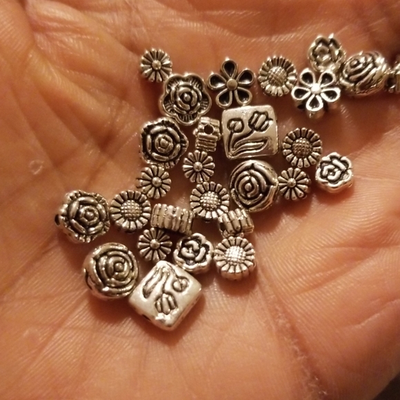 Bracelet/ earring set - Picture 7 of 8